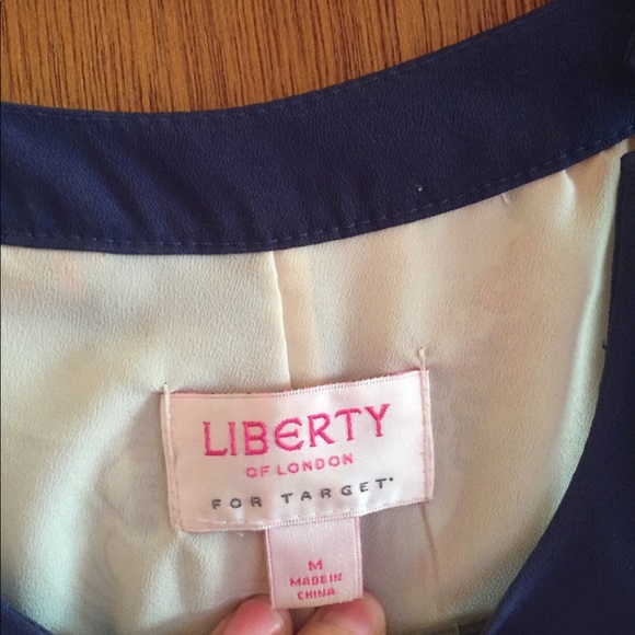 ⭐️ 3/$15 ⭐️ Floral dress - Picture 6 of 6